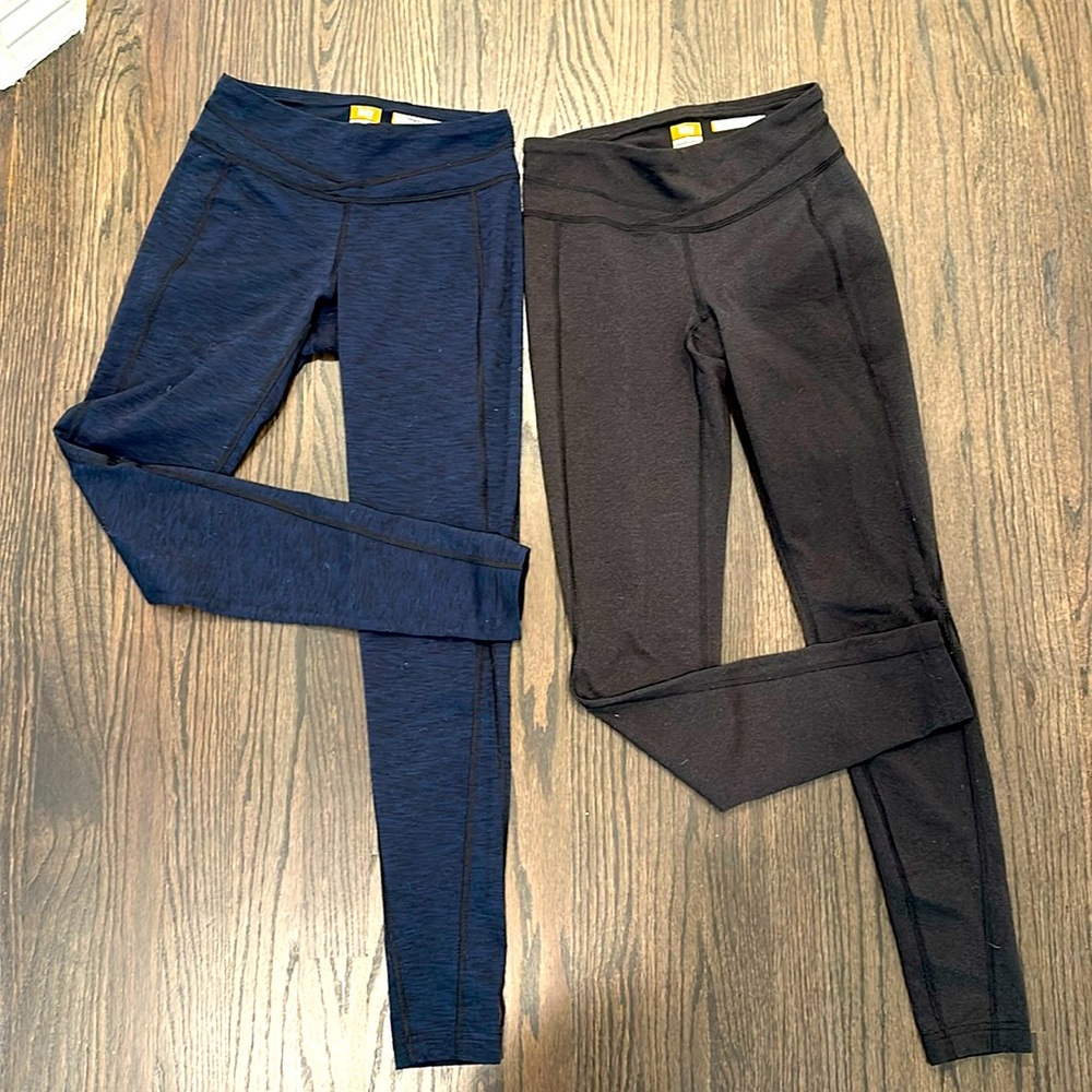 Bundle of 2 pairs of LUCY Hatha leggings like new XS